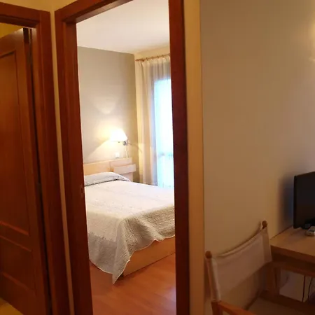 Turisticos La Pena Apartment *