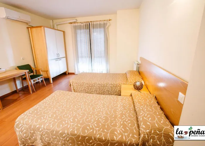 Turisticos La Pena * Banos De Montemayor